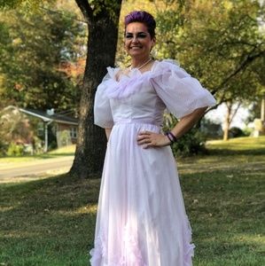 Meet your Posher, Karin